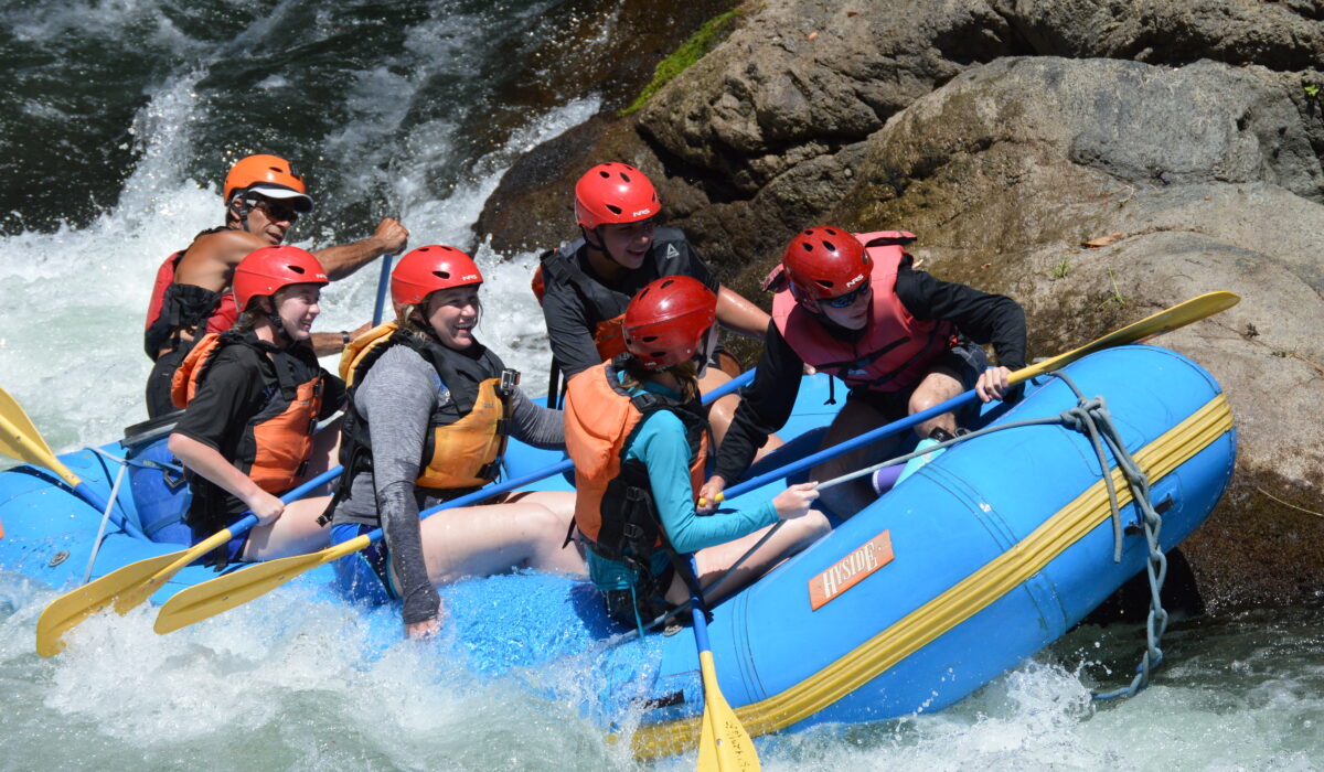 white water rafting teambuilding